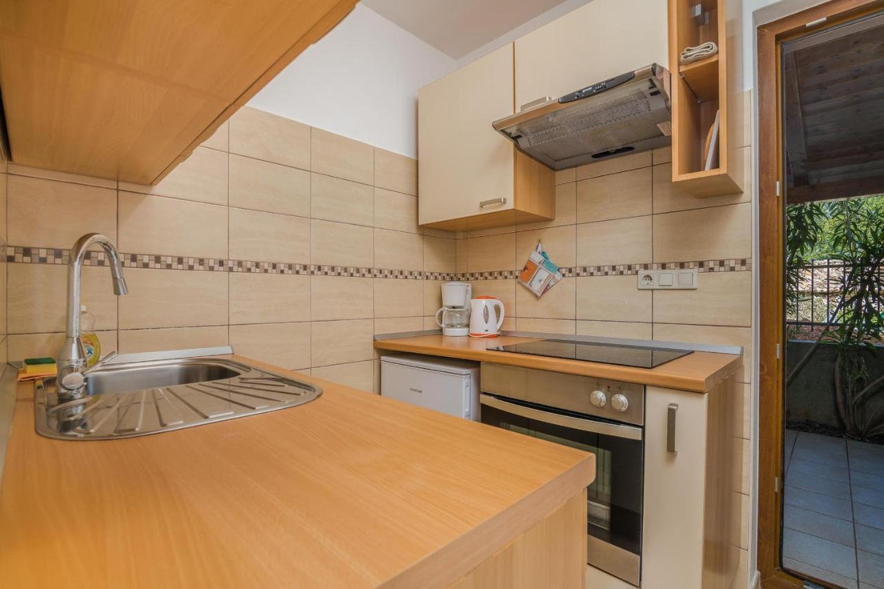 Apartments Celeste كليمنو المظهر الخارجي الصورة