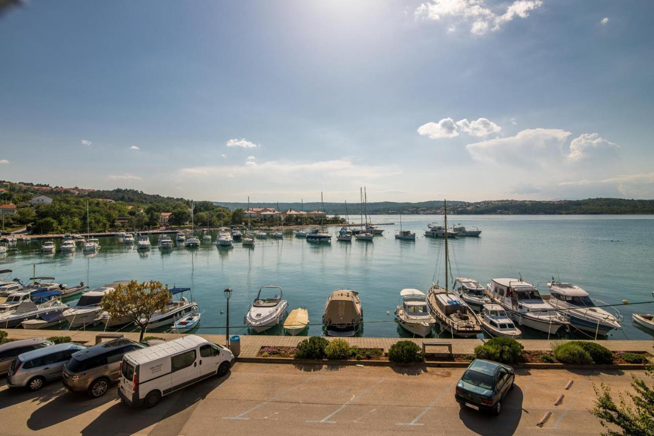Apartments Celeste كليمنو المظهر الخارجي الصورة