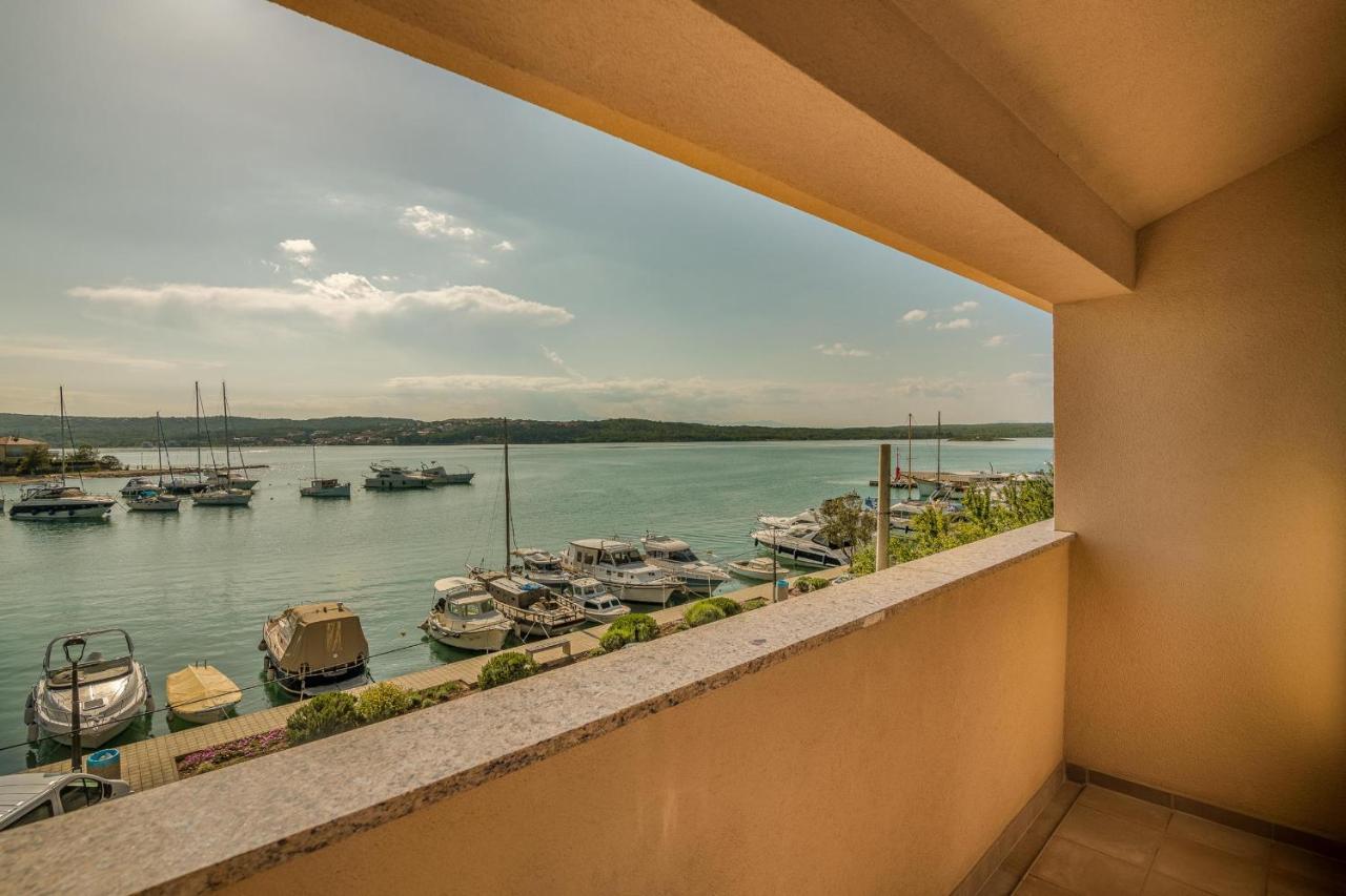 Apartments Celeste كليمنو المظهر الخارجي الصورة