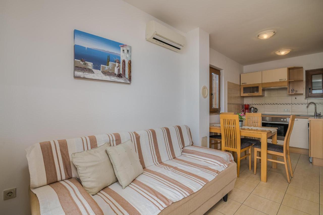 Apartments Celeste كليمنو المظهر الخارجي الصورة