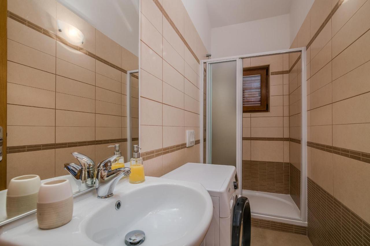 Apartments Celeste كليمنو المظهر الخارجي الصورة