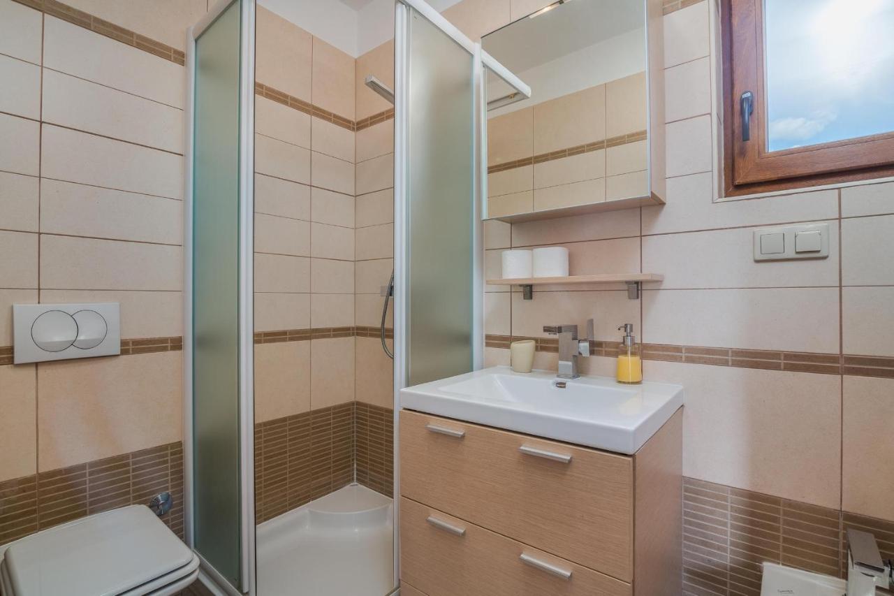 Apartments Celeste كليمنو المظهر الخارجي الصورة