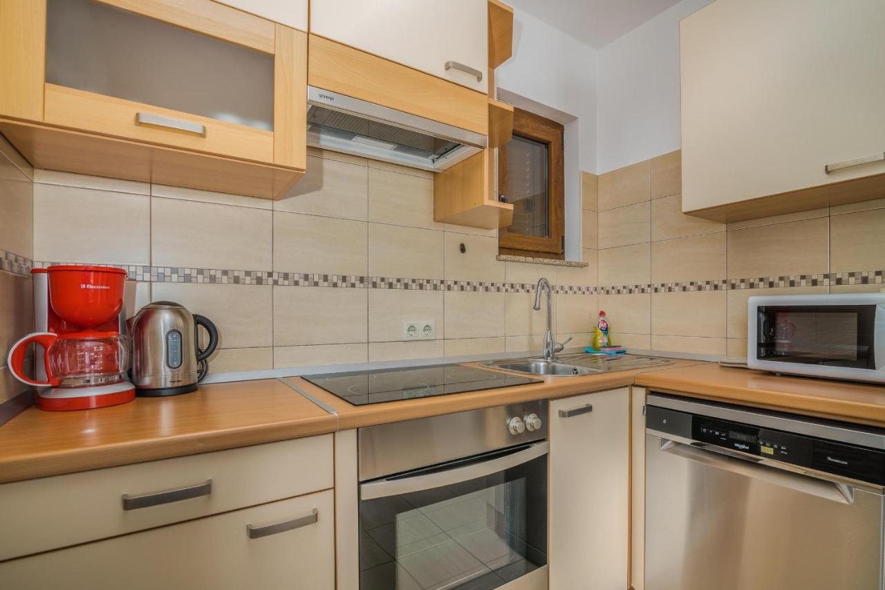 Apartments Celeste كليمنو المظهر الخارجي الصورة
