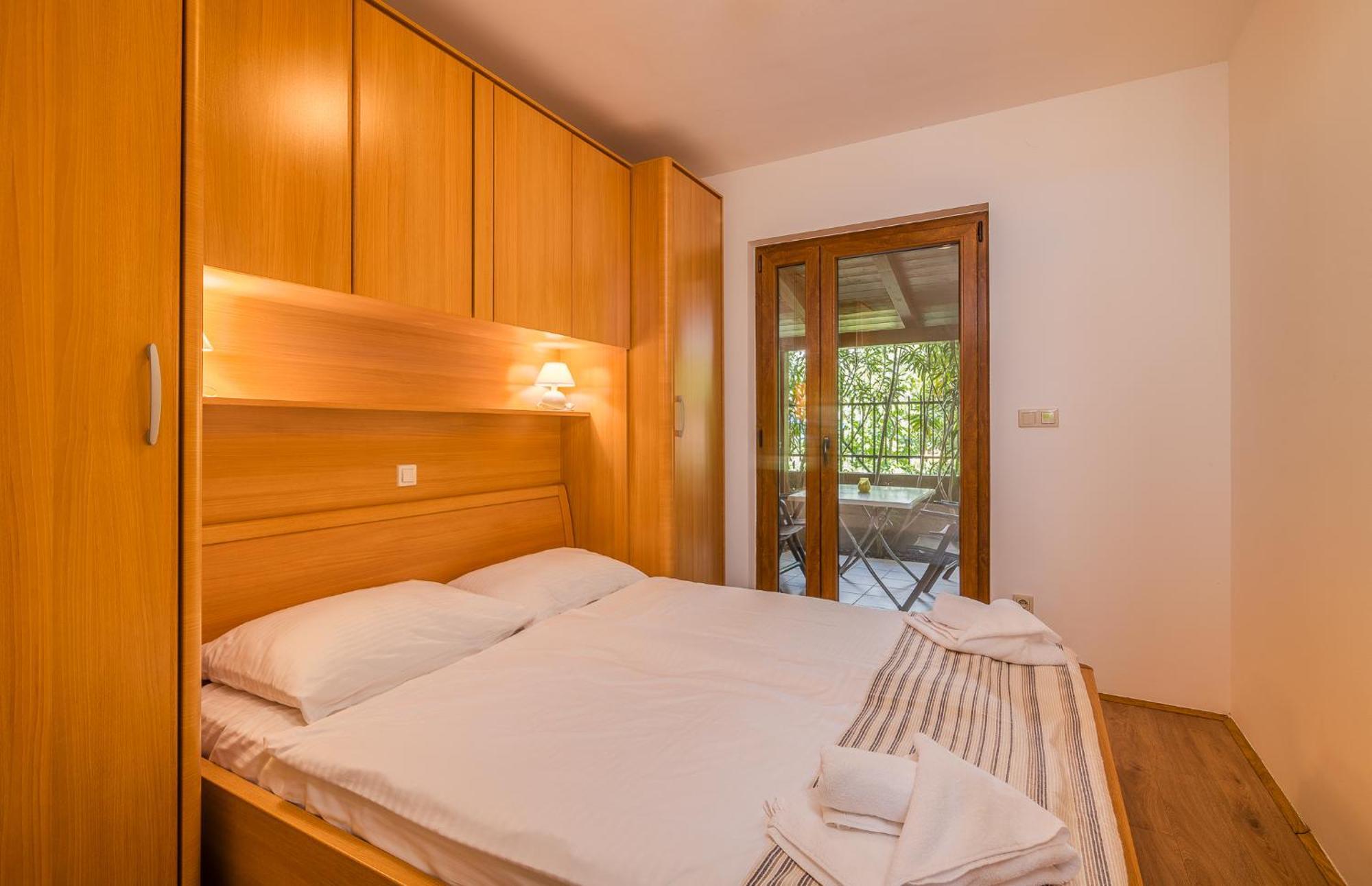 Apartments Celeste كليمنو المظهر الخارجي الصورة