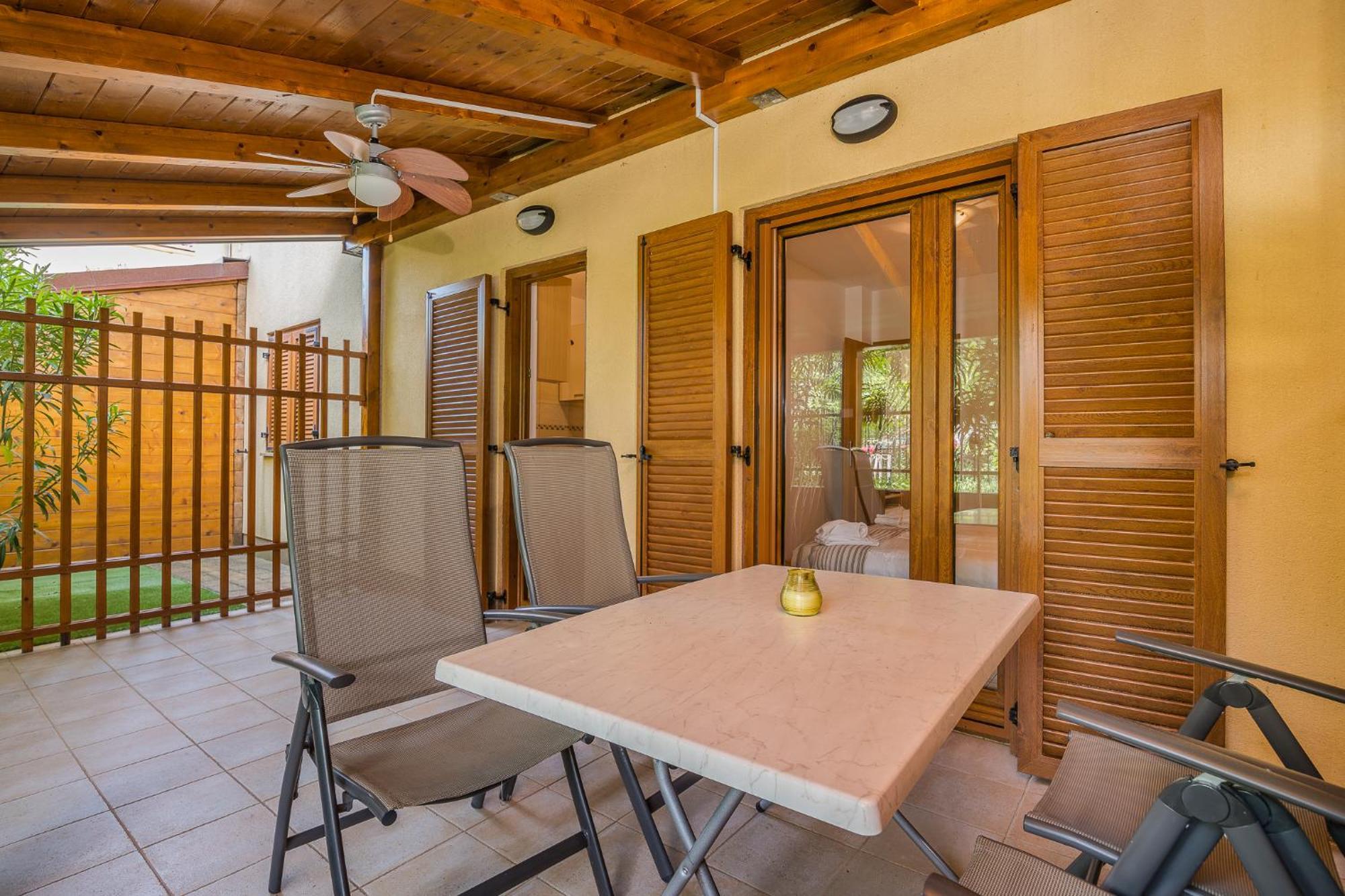 Apartments Celeste كليمنو المظهر الخارجي الصورة